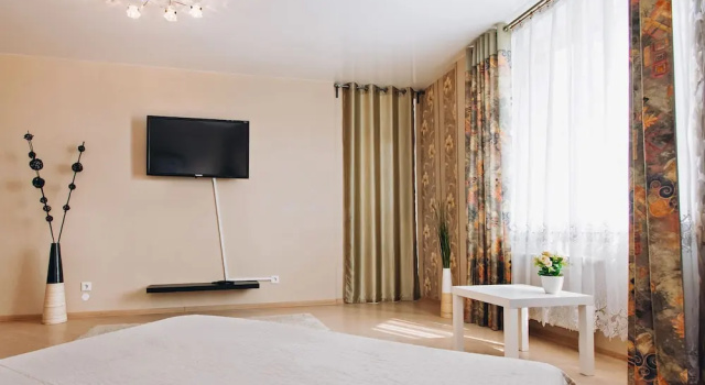 Номер Deluxe с балконом Апартаменты Home-Hotel