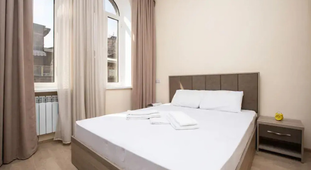 Stay Inn на ул. Маштоца, 5А-6, Забронировать Отель Отели Еревана 3 звезды, рядом с Площадь Республики, 3*