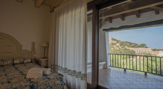 Апартаменты c 1 комнатой с балконом Beautiful Il Giardino Degli Oleandri one Bedroom Premium Apartment Sleeps 4