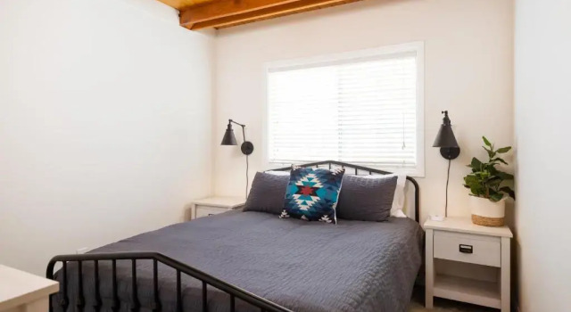 Bayview Bungalow - Cabin with Hot Tub One Block from Big Bear Lake!