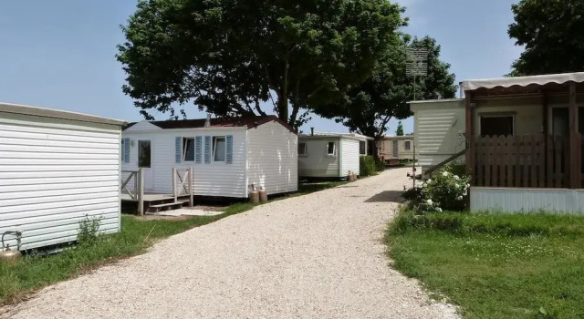 Camping Le Bellevue, Prenota Campeggio Barzan Charente Marittima