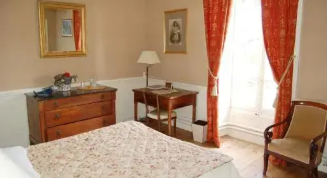 Chateau dYseron, Забронировать Отель Вале Loire-Atlantique