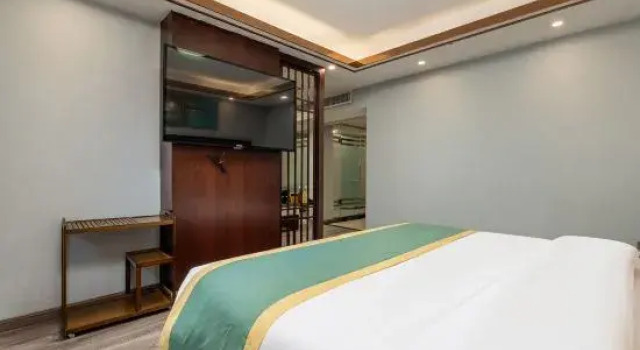 Люкс Deluxe Huifeng Hotel