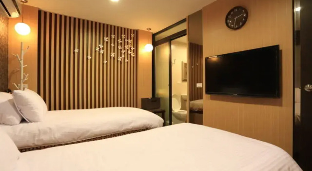 E Moh Hotel