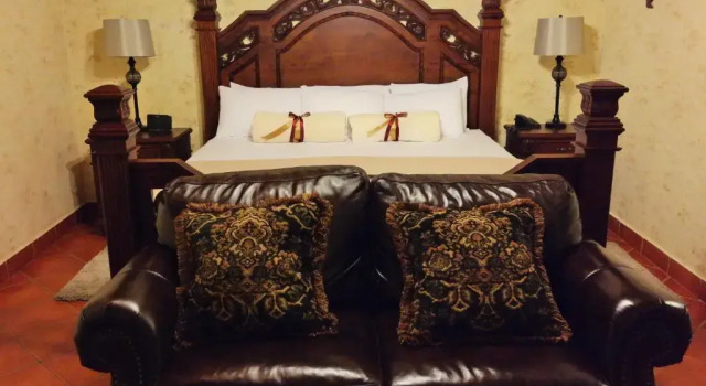 Полулюкс Hotel Genessis