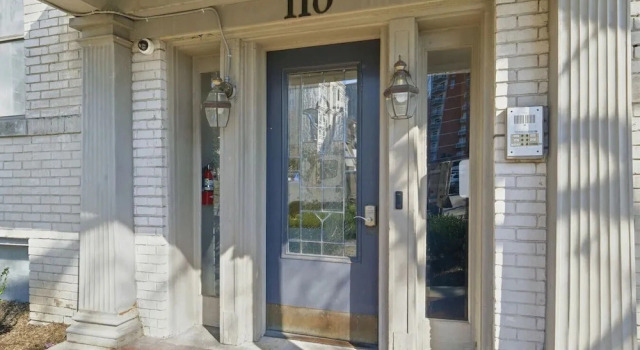 Bright 3BR Aptclose to Universities Parking