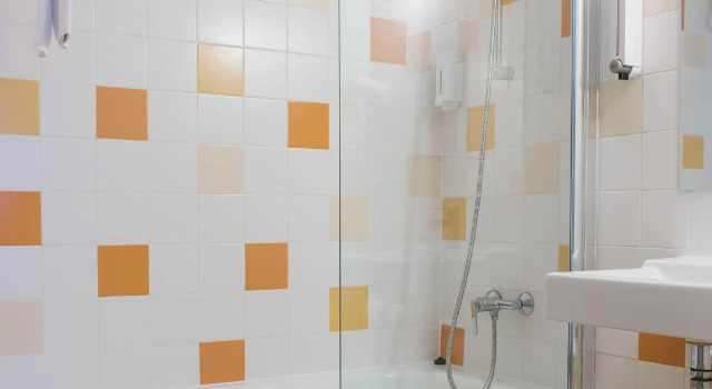 Трёхместный номер Standard B&B HOTEL Girona 2