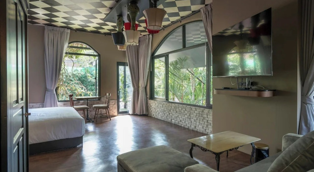 Коттедж Bangkok Oasis Hotel