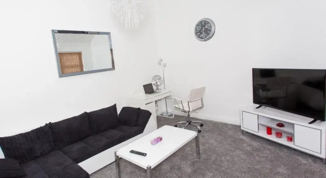 Апартаменты Deluxe Luxurious Serviced Apartments