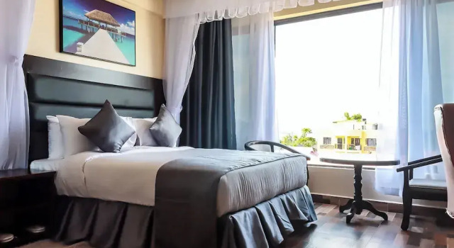 Номер Superior с видом на озеро Grand Duke Hotel ,Homa Bay