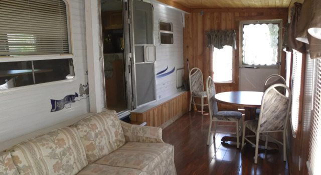 Countryside Campground, Prenota Campeggio Campeggi e glamping a Ohio, Campeggio