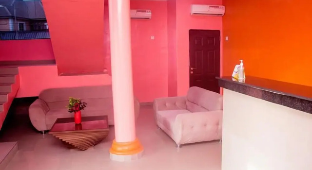 Omooke Hotel