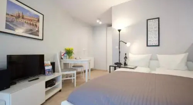 apartament studio solna 1 M19, Boek Appartement Hotels in Klein-Polen met parkeren, Parkeren