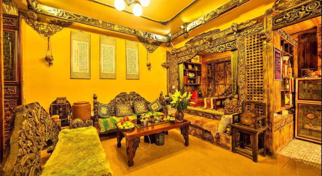 Lijiang Lis Inn, Забронировать Отель Лицзян Юньнань, рядом с Улица Сквер-стрит Древнего города Даянь