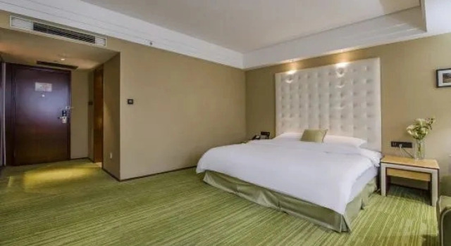 Номер Deluxe Zhongzhou International Hotel
