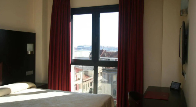 Hotel 44
