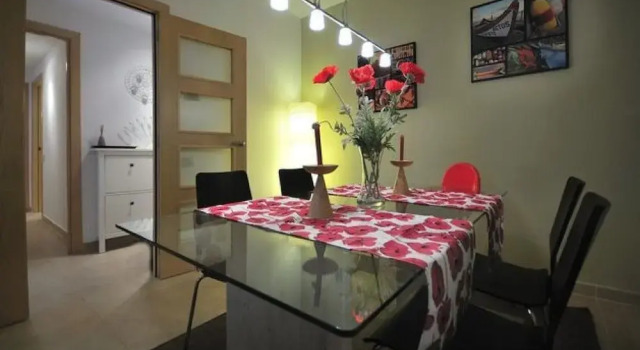 Apartamento Vivalidays Remei, Varaa Huoneisto Hotellit Costa Brava uima-altaalla, Uima-allas