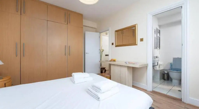 CAPITAL One Bedroom Flat Chelsea Cloisters 724, Забронировать Отель Лондон Большой Лондон, рядом с Улица Слоун-стрит