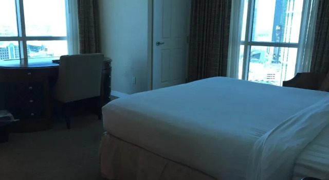 True 1BR Balcony Suite with Strip View at MGM Signature, Book Lejlighedshotel Apart-hoteller i Paradise., Lejlighedshotel