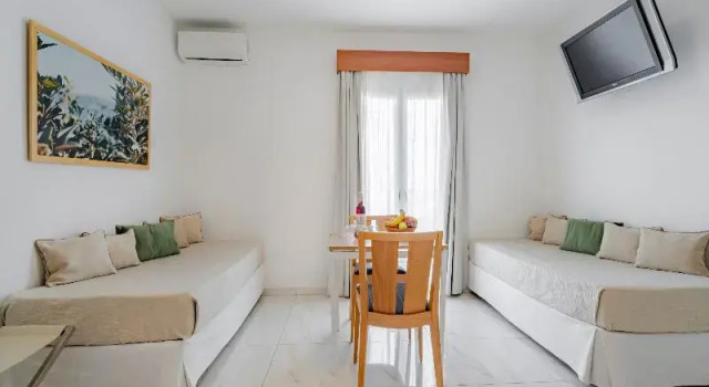 Апартаменты Grand Elounda Residence Resort & Waterpark