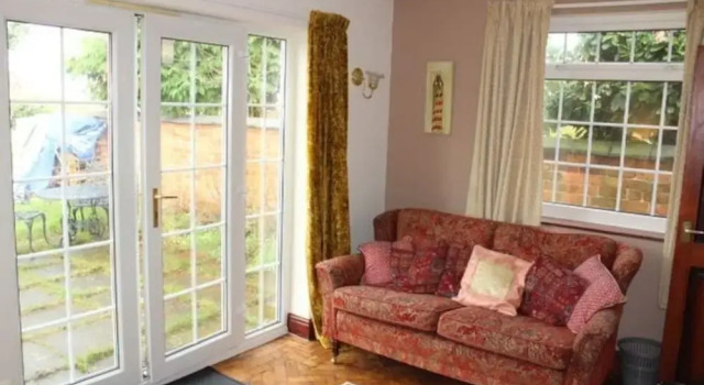 Cosy, Self-contained 1-bedroom Flat Near Nantwich