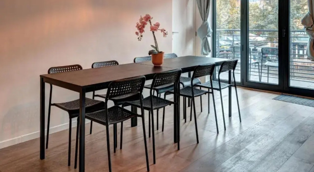 Theater Lodge Apartment in Heart of Antwerp, Забронировать Апартаменты/квартира Антверпен провинция Антверпен, рядом с Royal Palace Antwerp