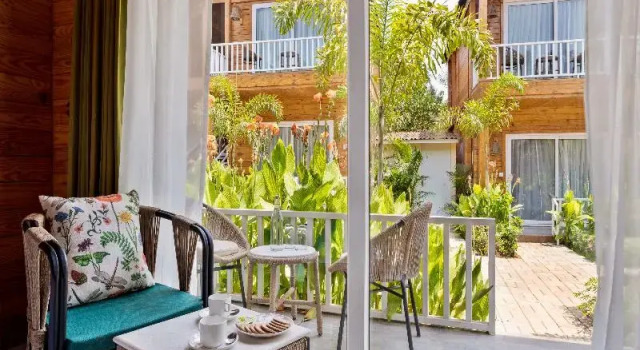 Двухместный номер Standard с балконом Aralea Beach Resort By Stone Wood Premier