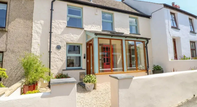 Sea Pickle Cottage