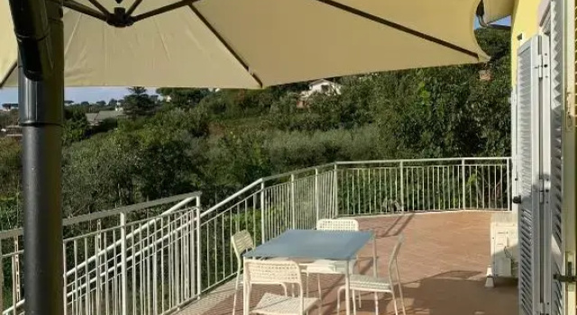 La terrazza sul ciliegio, Rezervasyon Otel Lazio otoparklı oteller, Otopark