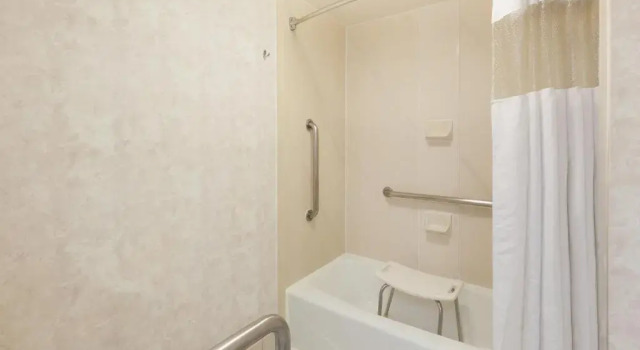 Двухместный номер Standard Wyndham Garden Monterrey Norte