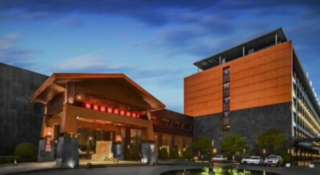 Sankee Chunxia Garden Hotel, Rezerwuj Hotel Hotele w Nanning z parkingiem, Parking