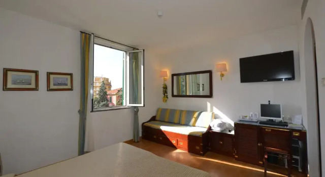 Трёхместный номер Superior Hotel Clelia