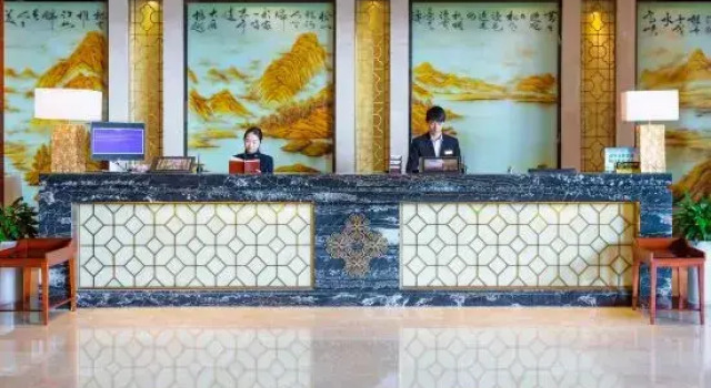 Dongyi International Hotel, Rezervovat Hotel Hotely v Yixing s parkováním, Parkování