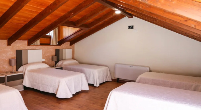 hostal Saint James Way, Reserva ahora Hotel Cacabelos 