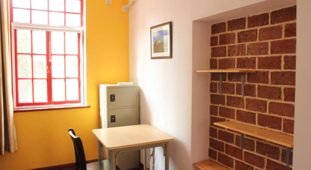Кровать в общем номере (женский номер) Qingdao Wheat Youth Hostel