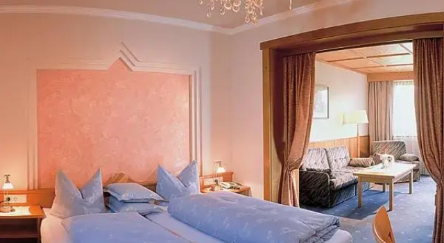 Полулюкс Hotel Solstein