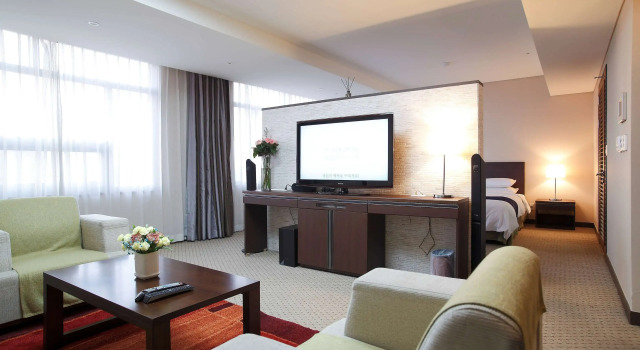 Ramada Dongtan, Book Hotel Hoteller i Dongtan med parkering, Parkering