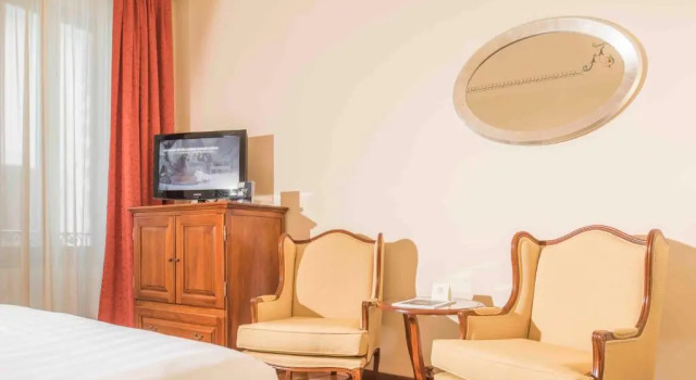 Двухместный номер Deluxe Golden Tower Hotel & Spa