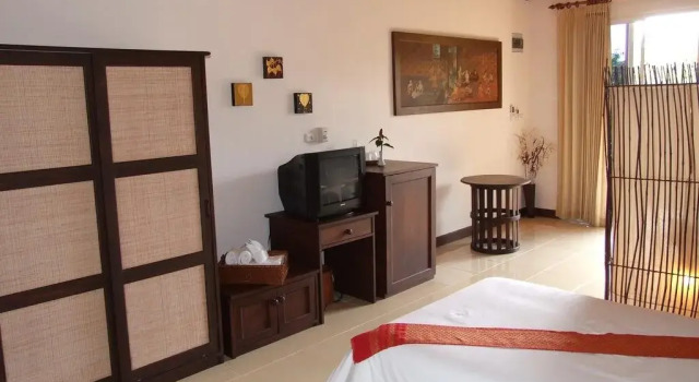 Golden Elephant Resort
