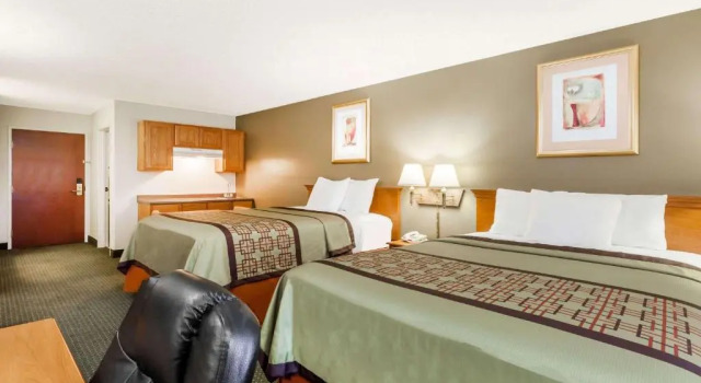 Номер Standard Days Inn & Suites by Wyndham New Iberia