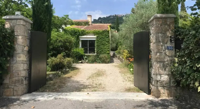 Апартаменты Votre charmant studio duplex près de Cannes