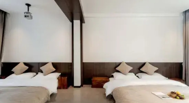Люкс Deluxe Dali Love Sea Erhai Sea View Beautiful Accommodation (Longkan Pier Branch)