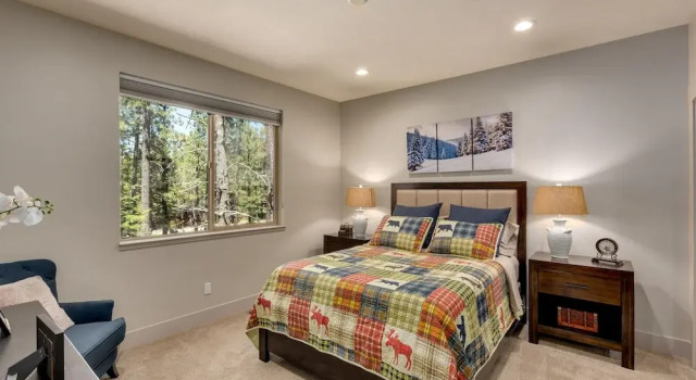 Grandview Manor