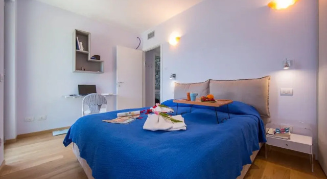 Terrazza Al Lago, Book Apartment Hotels in Como with a Pool, Swimming Pool