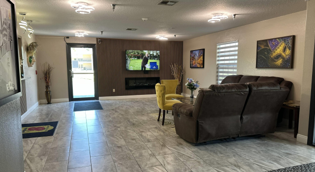 Super 8 by Wyndham Kinder/Coushatta near Casino