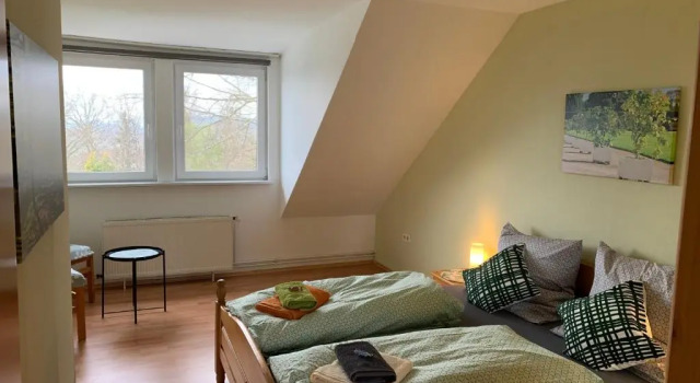 Ferienwohnung Buchenblick, Забронировать Отель Wolfsanger Кассель