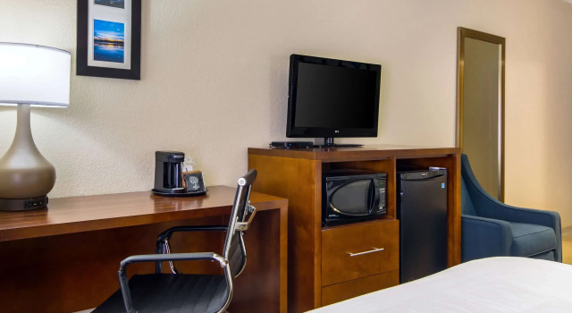 Четырёхместный номер Standard Comfort Inn Acworth - Kennesaw Northwest