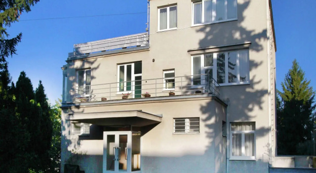 Ubytování v Brně - Schodová, Забронировать Гостевой дом Отели Брно с бассейном, рядом с House of Arts, Бассейн