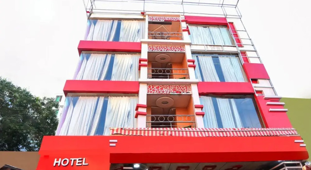 Soms Empire by OYO Rooms