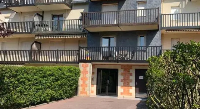 Appartement Rez de jardin Cabourg résidence bord de mer, Забронировать Апартаменты/квартира Кабур 